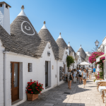APULIJA, ITALIJA PREKO VIKENDA: od 28€ povratne avio karte✈️ Let + Hotel s doručkom – 3 dana od 112€ / 4 dana od 151€ / 5 dana od 197€